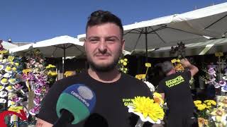 BARI  2 novembre 60mila crisantemi venduti nei cimiteri ma anche rose girasoli e ciclamini [upl. by Arahsat]