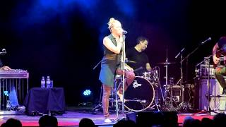 LeAnn Rimes  Crazy at Hammersmith Apollo London 180913 [upl. by Nner]