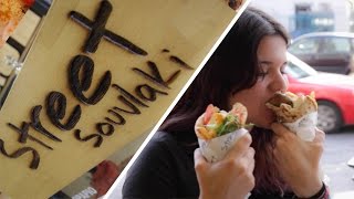 Street Souvlaki  Review by eFOODgr [upl. by Okoyk]