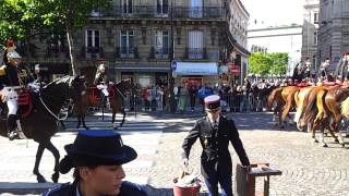 La Garde Republicaine se prepare a defiler 14 Juillet 2012 [upl. by Wenda]