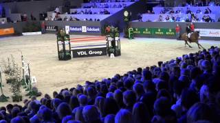 Michael Whitaker  Viking  2e  Rolex Grand Prix  Indoor Brabant 1532015 [upl. by Aimerej]