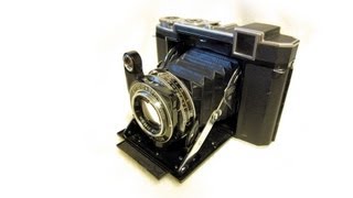 Zeiss Ikon Super Ikonta B 53216 [upl. by Ayhdnas]