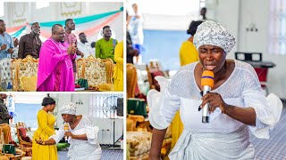 Cecilia Marfo deep worship at Fathers Chapel International quotIn the Clouds of Propheticquot [upl. by Yerffe]