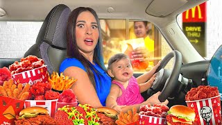 24 HORAS PIDIENDO LA COMIDA MAS PICANTE DE LOS DRIVE THRU Manejamos fuera de la Ciudad [upl. by Moyer]