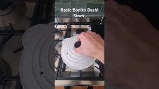 Bonito dashi stock recipedashibonitofoodchefkombucookingexperiencestock smokeyumami [upl. by Thorr]