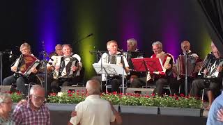 Festival på Feddet 2017 i Kerteminde med Herning Harmonikaklub [upl. by Ssej939]