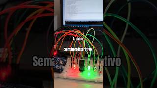 Semáforo interativo com sinal de pedestre e sinal sonoro youtubeshorts arduino [upl. by Garcia]