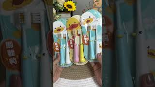 Childrens toothbrushes must be replaced regularly 1 [upl. by Eentruoc63]