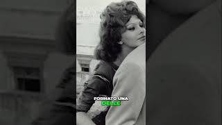 La Regine del Cinema Italiano Il 1954 di Sofia Loren [upl. by Suirrad262]