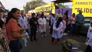 Desfile en la ciudad de El Transito San Miguel Con los reyes de hogar bien felices [upl. by Reywas]