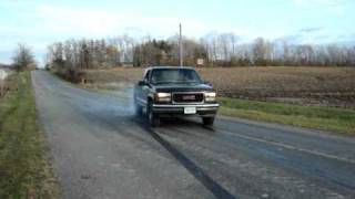 97 gmc sierra 57L with FLOWMASTER 40s burnout [upl. by Juanne905]