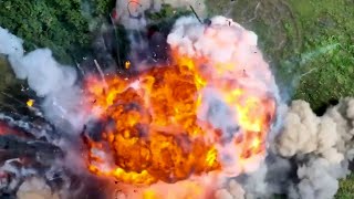 A Russian T80BVM battle tank dramatically explodes following javelin strike by Ukraines 93rd BDE [upl. by Liagiba]