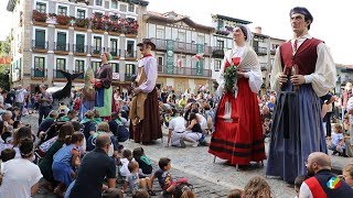 Gigantes y cabezudos  Erraldoi eta buruhandiak  Hondarribia 6 septiembre 2019  Txingudi Online [upl. by Labaw]