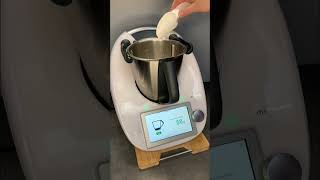 Recette rapide de la Béchamel au Thermomix [upl. by Malinde201]