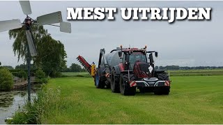 Mest uitrijden na de tweede snede  Boer Gerrit vlogt [upl. by Sitoiganap]