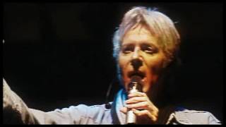 Claudio Baglioni  Tienimi Con Te  Live Crescendo 2003 [upl. by Lewej]