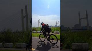 較勁義大利超跑單車 BATTAGLIN。 escape2 bicycle fahrrad cycling cyclist roadbike 公路車 自行車 單車 [upl. by Adanar510]