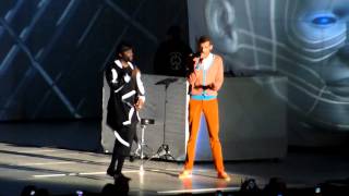 Will I Am amp Stromae  Alors on danse   Live Surprise  Paris Bercy 16122013 HD [upl. by Chud]