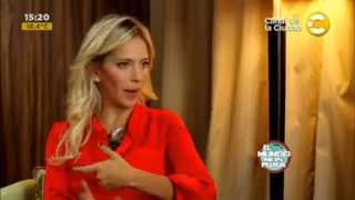 Luisana LopilatoquotEl mundo nos miraquot [upl. by Hutner]