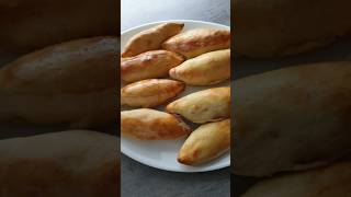 Leckere PiroschkiPiroggen aus dem Ofen yummy shorts youtubeshorts short recipe food foodie [upl. by Namas659]