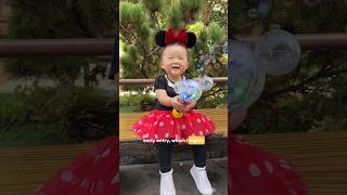 Disneyland mini vlog disneyparks disneyland familyvlog [upl. by Ytirehc260]