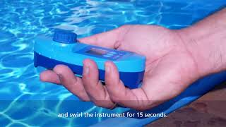 Scuba II Poolwater testing with electronic pooltester [upl. by Ettenom]