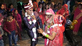 दुल्हन ने दूल्हे को कैसे डांस में पीटा Shadi Dance [upl. by Aynekat]