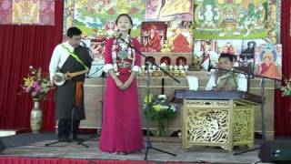 Tenzin Kunsel performs infront of Sogyal Rinpoche [upl. by Aicatsue580]