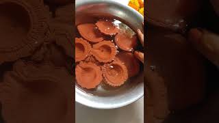 Diwali roju deepalu ekkuva oil peelchukokunda undalante ee tip follow aipondiAnnapurnas Kitchen [upl. by Pepin564]