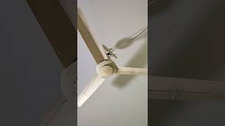 Ceiling Fan Noise 3 Blades vs 2 Blades Wobble  kipasangingantung 3 vs 2 Balingbaling Goyang [upl. by Aisilef]