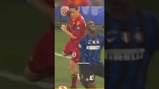 Saat Francesco Totti Mengajarkan Balotelli Arti Kata Respect francescototti balotelli asroma [upl. by Noland]