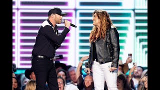 Jo Dee Messina amp Cole Swindell Perform quotShe Had Me at Heads Carolina Remixquot at the 58th ACM Awards [upl. by Hodosh]