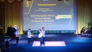 Menerima sijil kepujian ketua pesuruhjaya pengakap sarawak [upl. by Cain]