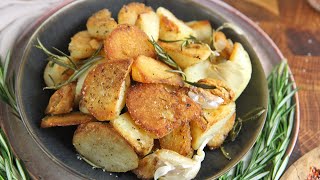 The Best Crispy Roasted Potatoes Rosemary amp Garlic [upl. by Erasme862]