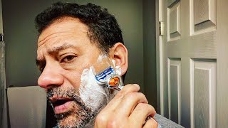 Gillette SKINGUARD Razor Review and Shave — average guy tested APPROVED [upl. by Anjela]