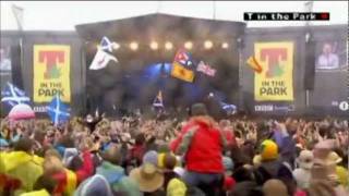 Proclaimers  Im Gonna Be 500 Miles T in the Park 2010 [upl. by Akimert]