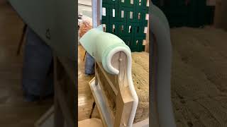 Von null auf Ohrenfauteuil 😱 Sessel polstern [upl. by Ulises]