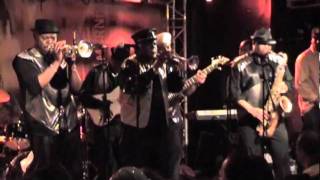 BRASS CONSTRUCTION live au New Morning MOVIN [upl. by Idnim]