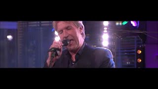 Frank Boeijen zingt het legendarische Kronenburg Park  RTL LATE NIGHT SUMMER NIGHT [upl. by Einad]