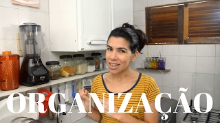 ORGANIZANDO O ARMÁRIO DA COZINHA  DICAS  ARMÁRIO PEQUENO [upl. by Lyrahc]