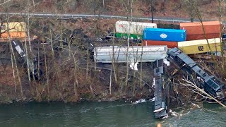 Norfolk Southern Train Derails into Lehigh River Lower Saucon Pennsylvania  3224 [upl. by Auqenaj156]