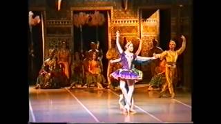 la bayadere gamzatti et solor letestu le riche [upl. by Kuth]