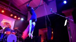 Cerchio aereo  Amelia Longo  Aerial hoop [upl. by Arnoldo]