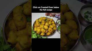 Bhajiya  Pakora In Rain  Varsad ni vanagi bhajiya [upl. by Namyaw]