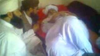 Mufti Faiz Ahmed Owaisi last tour to Karachi 28 04 2010 1005 am Last Video Clip of Owaisi Sahib [upl. by Adnilec]