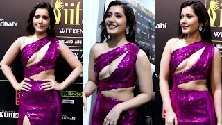 Raashi Khanna Bold CutOut Dress Attracts All Media At IIFA Awards 2023 Red Carpet [upl. by Arev869]