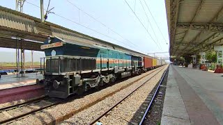 Fastest 100 kmph Diesel  Electric Freight Trains  INDIAN RAILWAYS [upl. by Cecily]