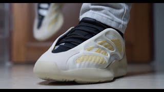 รีวิวรองเท้า Yeezy 700 V3 Safflower Sneaker Reviews [upl. by Anelaj591]