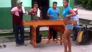 Un gay bailando [upl. by Ainerol]