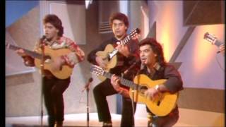 Gypsy Kings Volare  Live on Terry Wogan show 1989 [upl. by Darra]